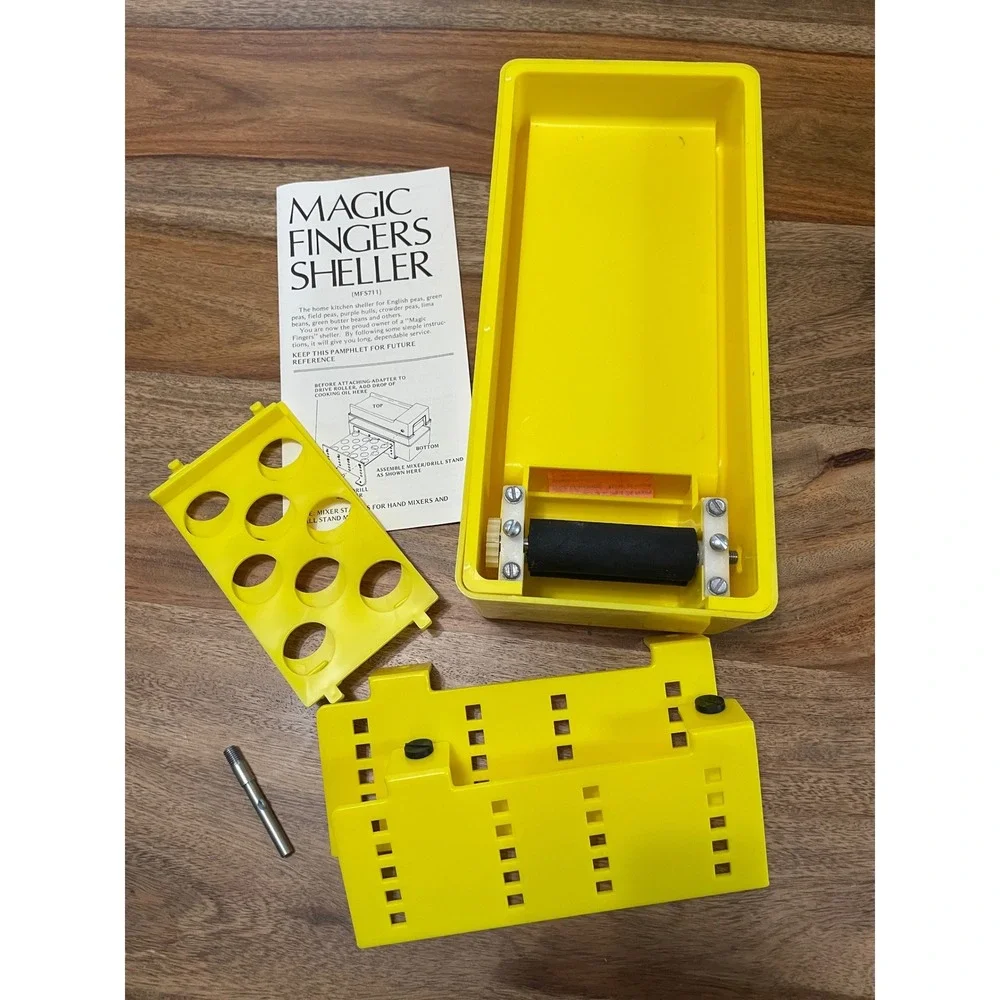 New Magic Fingers Sheller Pea Bean Huller MF5711 Yellow Vtg 1977 Kitchen Tool